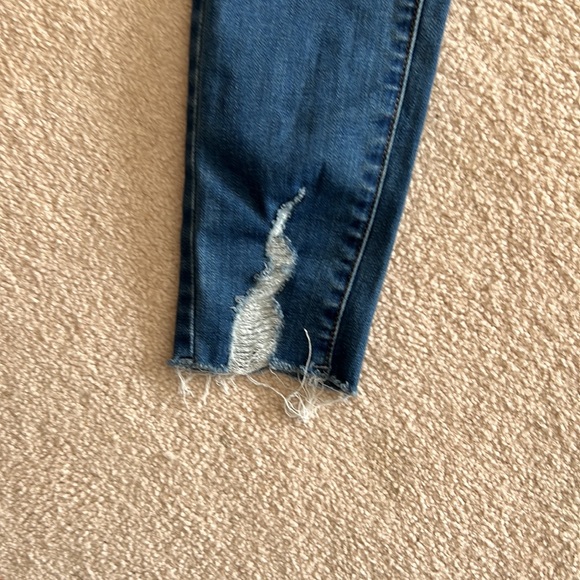 Universal ThreadHigh Rise Jegging Size 8/29L - Picture 2 of 9